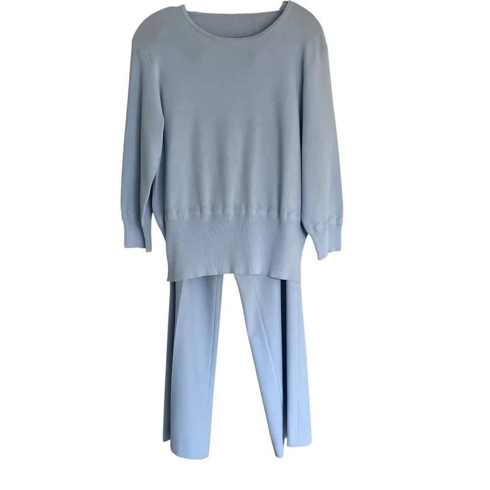 Thalian Womens Light Blue 2 Piece Knit Sweater and Pants‎ Set Size 10 Romania